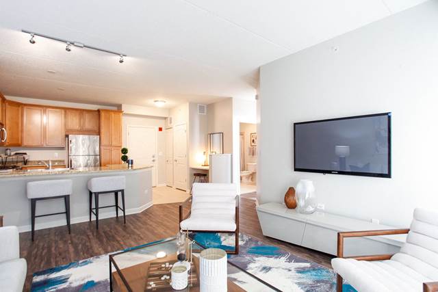 The Easton Downers Grove Apartments
